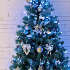 Kunstkuusk Reval ehetes-küünaldes